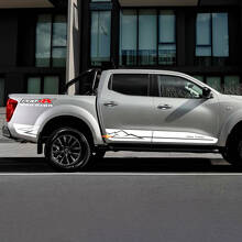 Pegatina de vinilo lateral con franjas de estilo Mouintains para Nissan Navara PRO 4X Warrior 2