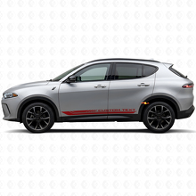 Calcomanía de vinilo con franjas curvas a cuadros para panel lateral de Dodge Hornet 2023+ 3