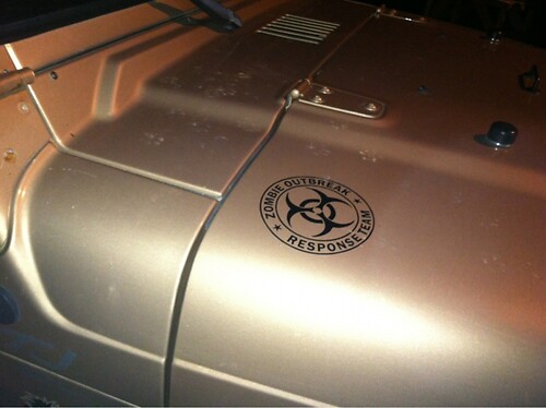 Pegatina de vinilo con logo del Equipo de Respuesta al Brote Zombi para capó de Jeep Wrangler