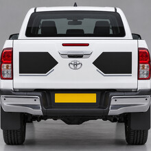 Calcomanía adhesiva de vinilo en alas interiores para portón trasero Toyota Hilux Doble Cabina 2016-2020 Antes del restyling de 2020_2