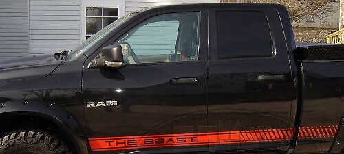 El juego de calcomanías laterales de vinilo Beast Strobe para Dodge Ram Dakota SRT-10