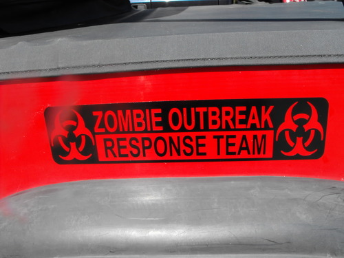 Jeep Rubicon Wrangler Zombie Outbreak Response Team Wrangler Calcomanía #10