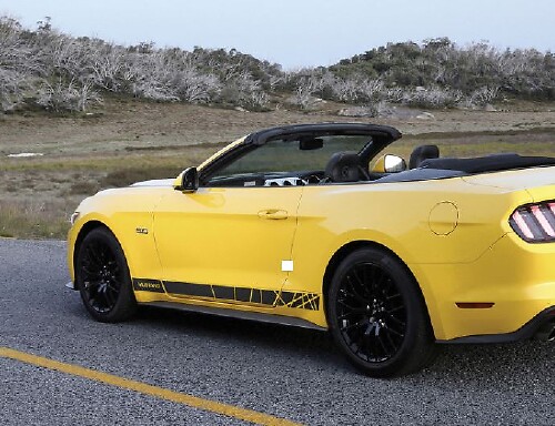 Ford Mustang 6ta generación gráficos franja lateral calcomanía adhesiva retro Ford Performance
