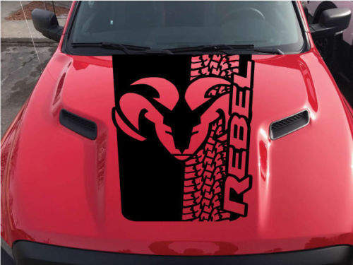 Calcomanía de vinilo con logo y huellas de neumáticos para capó Dodge Ram Rebel