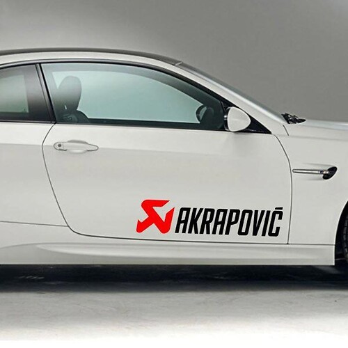 Adhesivo de vinilo con letras Akrapovic para la puerta lateral