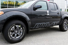 Kit de vinilos para capó y laterales Pro-4X para Nissan Frontier 2016_3