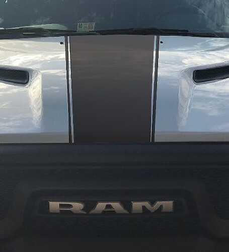 Dodge Ram Rebel Hemi 5.7 L calcomanía de vinilo para capó de rayas sólidas, estilo de fábrica