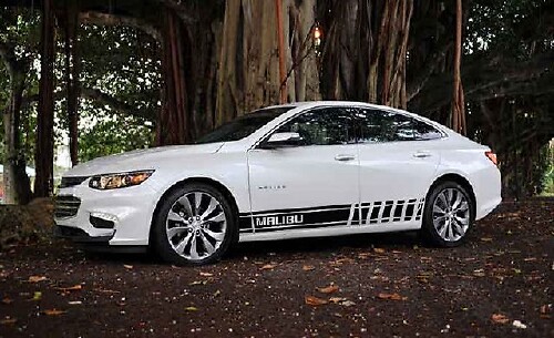 2 pegatinas de vinilo de carreras con símbolo de coche Chevrolet Malibu gráfico de varios colores