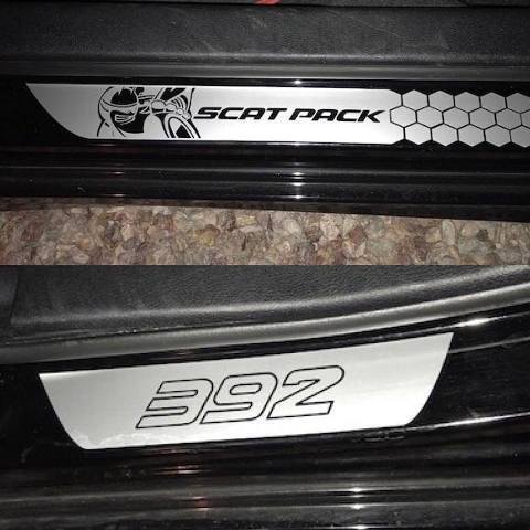 Juego de calcomanías adhesivas de vinilo para umbral de puerta estilo Scat Pack 392 para Dodge Charger