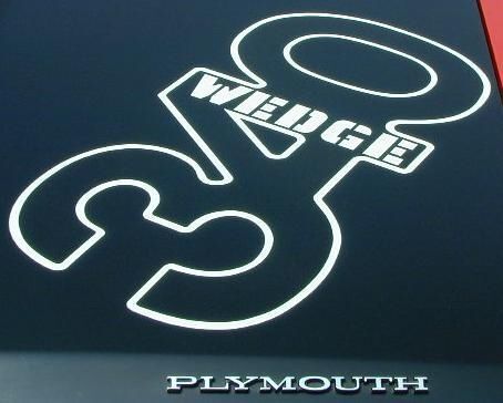 Calcomanía de vinilo con indicación en el capó del Plymouth Duster 340 Wedge 1971