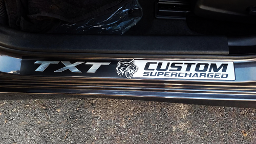 SRT Hellcat Style Chrome Custom TXT Cat Sill Set — Adhesivo de vinilo (puerta) para Dodge Challenger