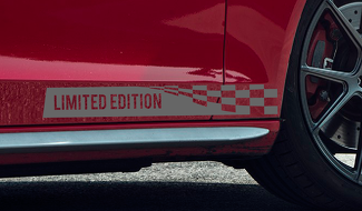 EDICIÓN LIMITADA - Calcomanía de vinilo Emblema Bandera de carreras a cuadros Fit Ford PS24