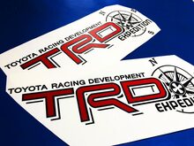 Calcomanías adhesivas de vinilo para Toyota TRD Truck Off Road Racing Tacoma Tundra Expedition 2