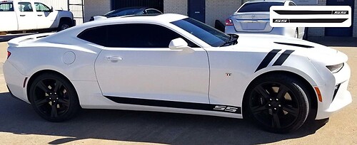 2X Chevrolet Camaro SS Rocker Panel Pegatinas de puerta Calcomanías Gráficos de vinilo a rayas 2016-2018
