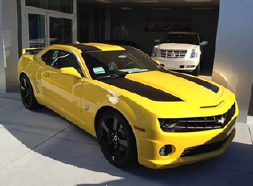 2010 Chevrolet Camaro Transformer 3 Style Rally Stripe Kit con parrilla inferior Blackout

