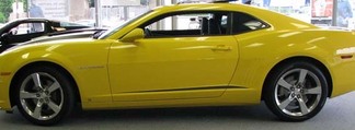 Rayas decorativas para la parte inferior del cuerpo del Chevrolet Camaro 2010 - 2015