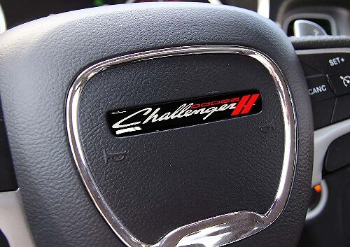 Emblema de volante estilo antiguo con calcomanía abombada para Dodge Challenger