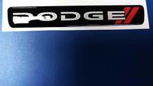 Un emblema del volante abovedado pegatina calcomanía Challenger Charger dodge
 2