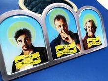 Santísima Trinidad del Icono del Altar del Grand Tour Jeremy Clarkson (El Orangután) Richard Hammond (Hámster) James May (Capitán Lento) Emblema Pegatina Calcomanía
 2