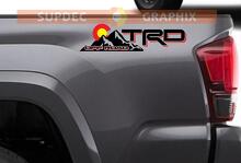Calcomanía de vinilo estilo bandera TRD para el lateral de la caja de Toyota Tacoma_2