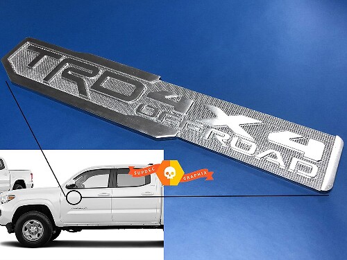 One TRD 4x4 Off Road Sport Pro Bro Insignia de aluminio de metal Emblema lateral de aluminio
