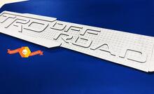 One TRD 4x4 Off Road Sport Pro Bro Insignia de aluminio de metal Emblema lateral de aluminio
 3