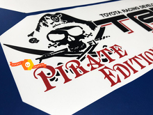 Kit de Vinilos Laterales TRD Edición Pirata para Camionetas Toyota_3