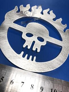 Mad Max Fury Road Metal Aluminio Insignia Cama Lateral Emblema Aluminio
